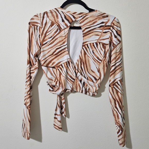 Calia Crop Top - Picture 2 of 6